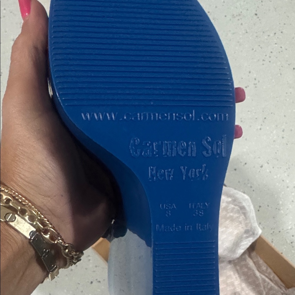 Carmen Sol Tonino Wedge Sandals New never worn!!! Box included - Picture 4 of 8